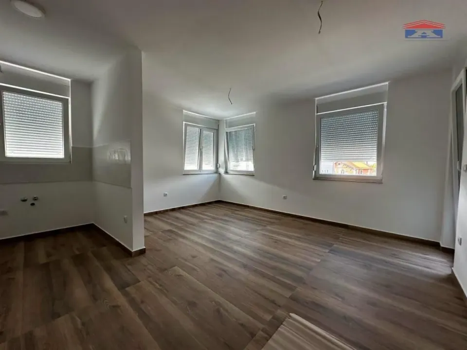 Sale, four bedroom apartment, 61m², Adice, Novi Sad Sve Podlokacije