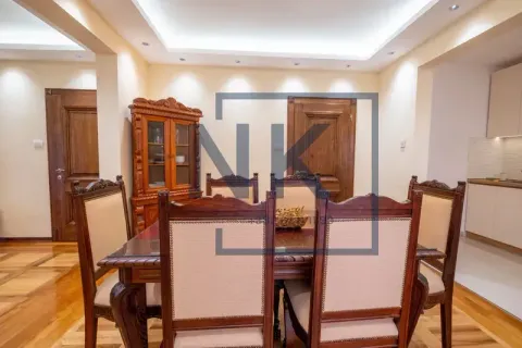 Prodaja, trosoban stan, 128m², Stari Aerodrom, Podgorica - image 10