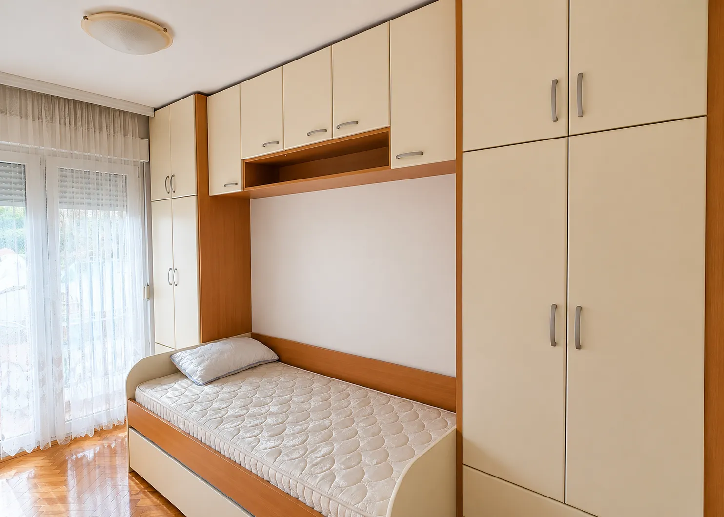 Izdavanje, dvosoban stan, 60m², Zagorič, Podgorica