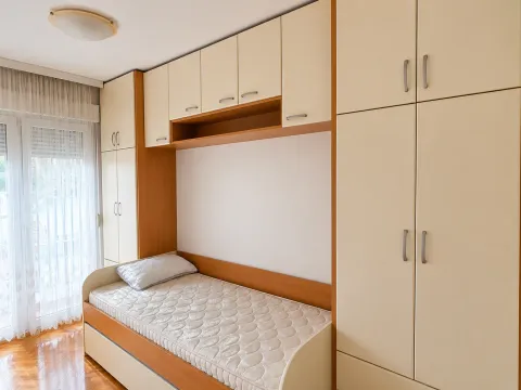 Izdavanje, dvosoban stan, 60m², Zagorič, Podgorica - image 6