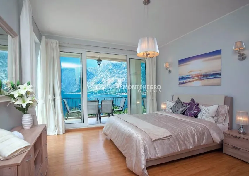 Prodaja, dvosoban stan, 99m², Prčanj, Kotor