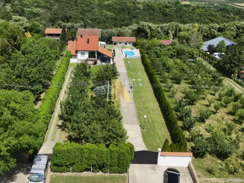 Prodaja, kuća, 249m², Krstašice, Irig - image 25