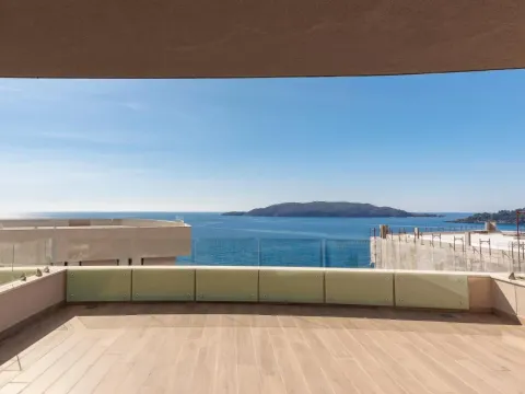 Sale, one bedroom apartment, 49m², Bečići, Budva - image 2