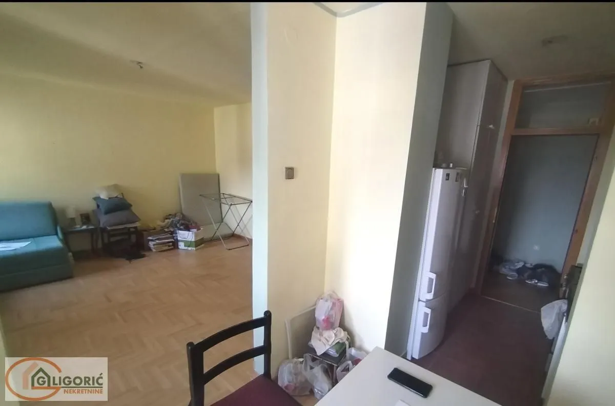 Prodaja, dvosoban stan, 58m², Banovo Brdo, Beograd