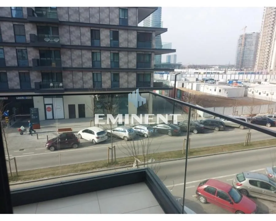 Izdavanje, dvosoban stan, 57m², Savski Venac, Beograd