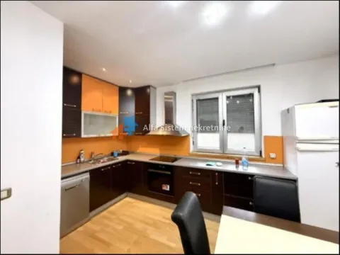 Rent, house, 200m², Surčin, Beograd - image 7