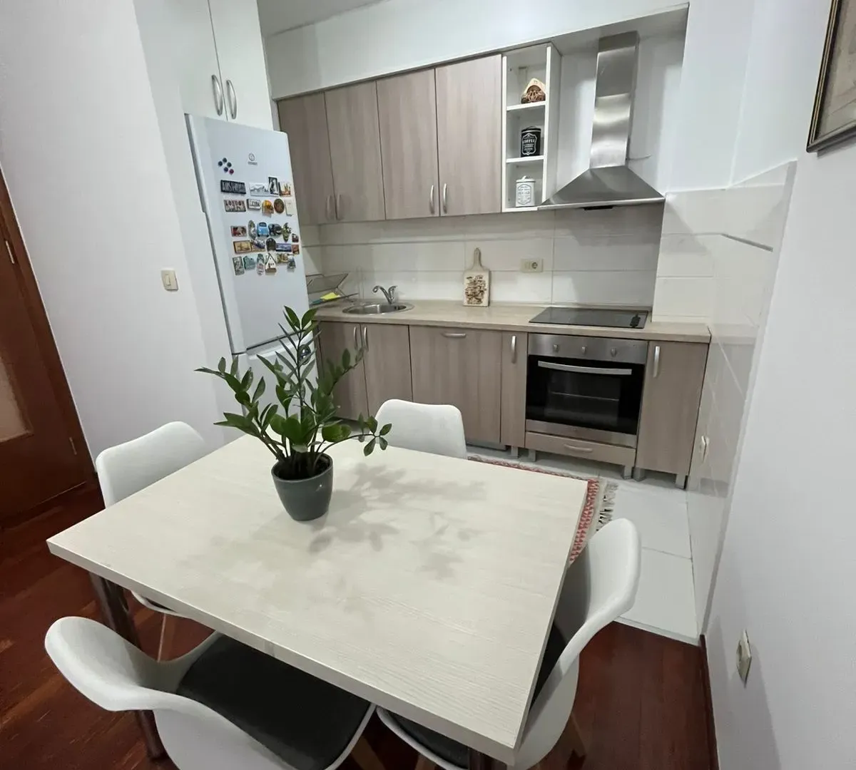 Rent, one bedroom apartment, 44m², Stari Aerodrom, Podgorica