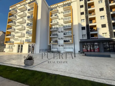 Prodaja, jednosoban stan, 45m², Pobrežje, Podgorica - image 12