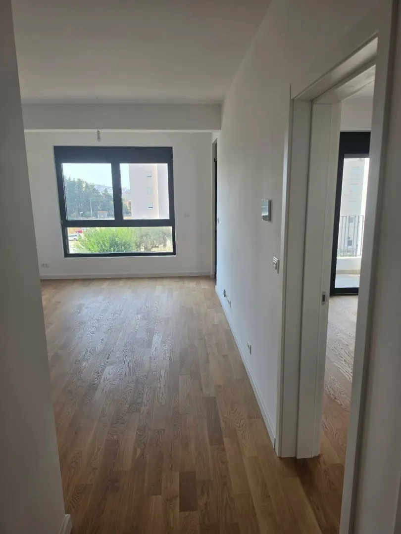 Prodaja, jednosoban stan, 47m², Centar, Bar