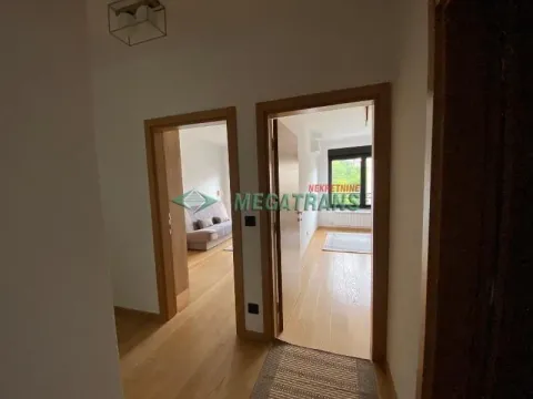 Izdavanje, trosoban stan, 88m², Južni Bulevar, Vračar Sve Podlokacije - image 18