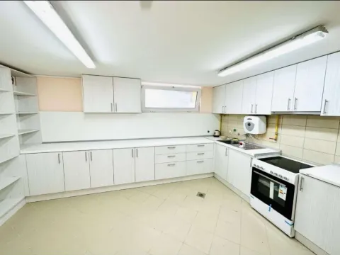 Prodaja, poslovni prostor, 720m², Berbersko novo, Zrenjanin - image 7