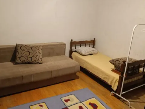 Prodaja, dvosoban stan, 77m², Blok 5, Podgorica - image 11