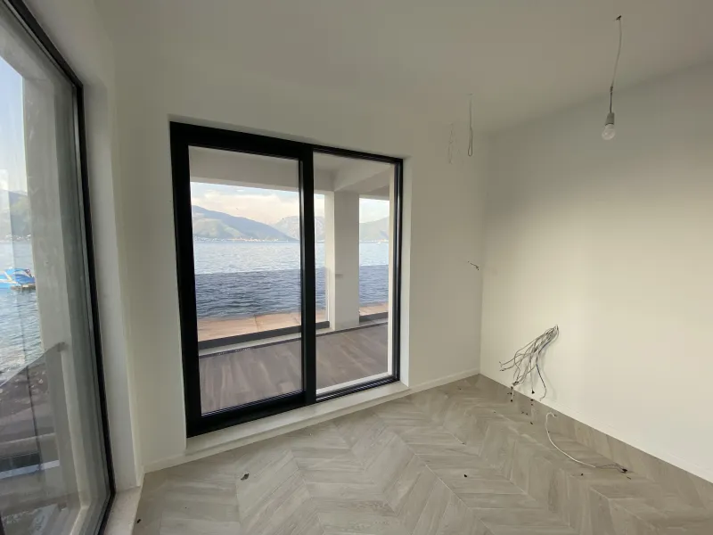 Prodaja, kuća, 225m², Krašići, Tivat