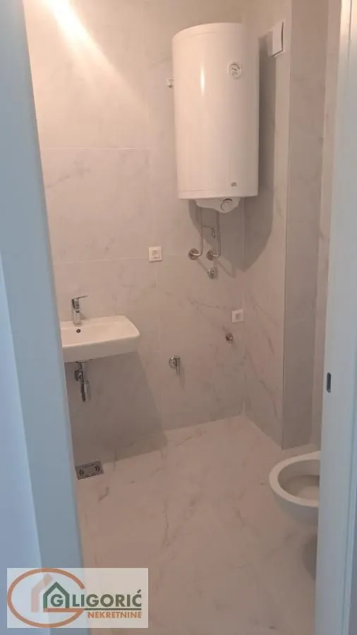 Sale, three bedroom apartment, 95m², Cvetkova Pijaca, Zvezdara Sve Podlokacije