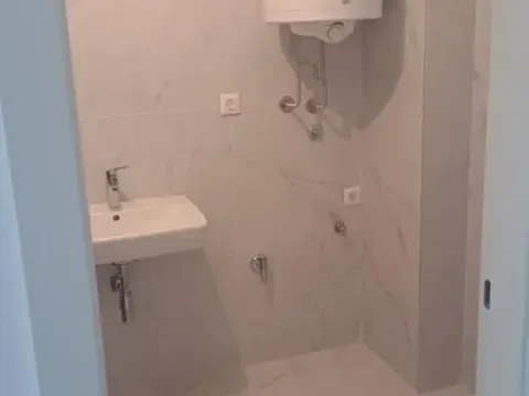 Sale, three bedroom apartment, 95m², Cvetkova Pijaca, Zvezdara Sve Podlokacije - image 4