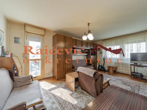 Prodaja, dvosoban stan, 76m², Stari Grad, Beograd