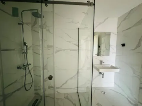 Prodaja, jednosoban stan, 44m², Central Point, Podgorica - image 9