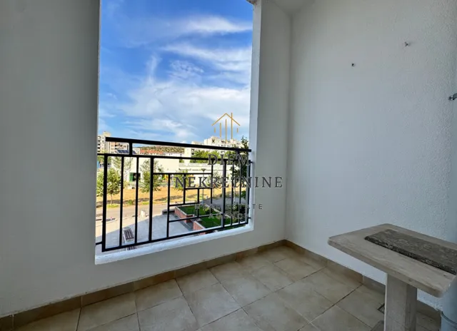 Rent, studio apartment, 30m², Blok 6, Podgorica