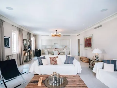 Prodaja, trosoban stan, 312m², Tivat, Crna Gora - image 6