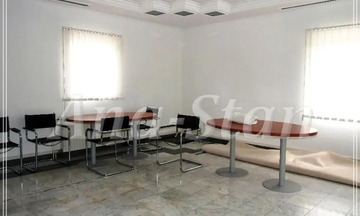 Rent, office space, 250m², Zemun Sve Podlokacije, Beograd