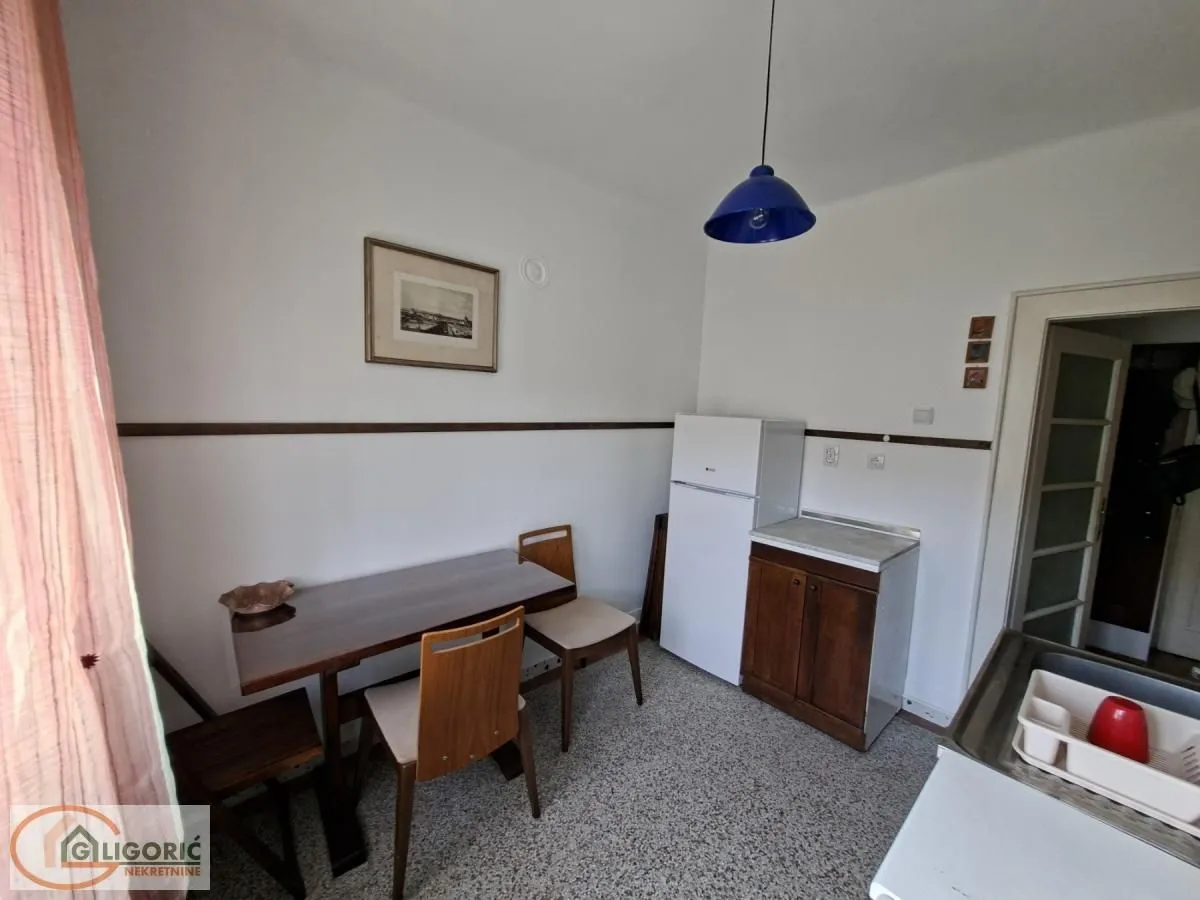 Izdavanje, jednosoban stan, 37m², Novi Beograd Sve Podlokacije, Beograd