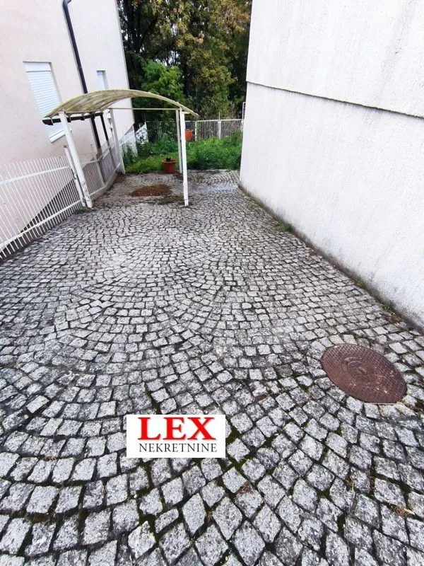 Prodaja, kuća, 195m², Zvezdarska Šuma, Zvezdara Sve Podlokacije