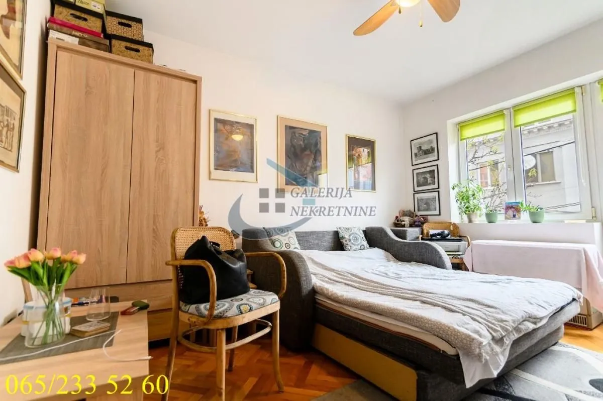 Prodaja, dvosoban stan, 61m², Slavujev Venac, Zvezdara Sve Podlokacije