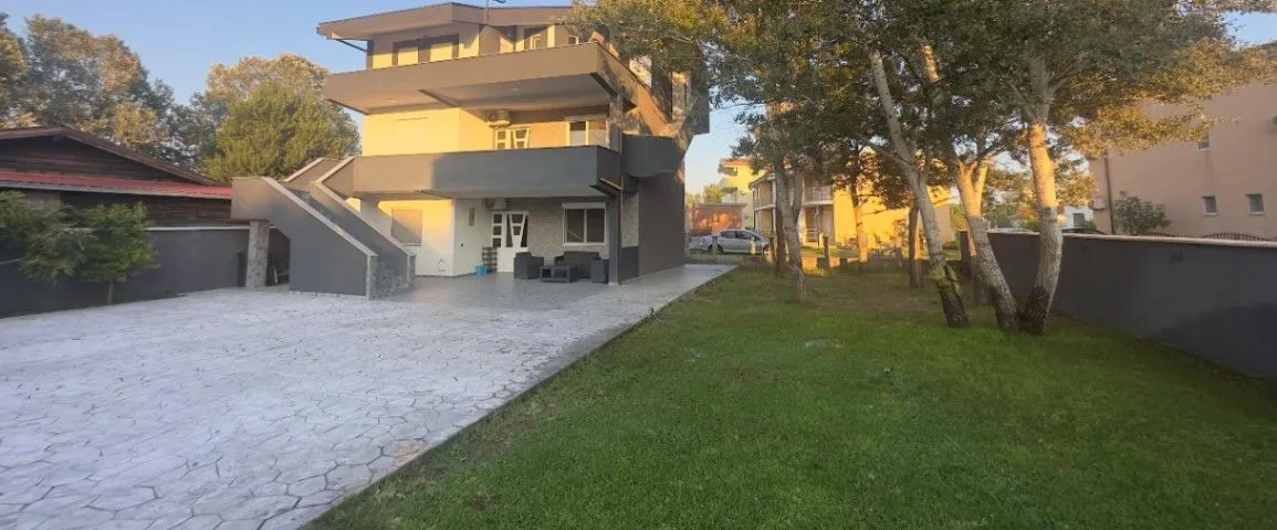 Prodaja, kuća, 300m², Donji Štoj, Ulcinj