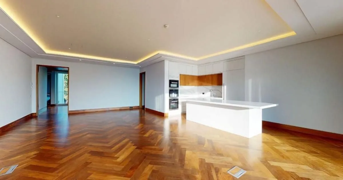 Prodaja, trosoban stan, 437m², Tivat, Crna Gora