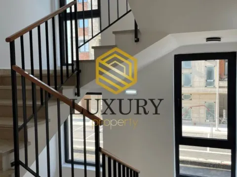 Izdavanje, poslovni prostor, 47m², City Kvart, Podgorica - image 4