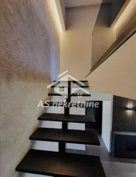 Rent, four bedroom apartment, 200m², Kalenić Pijaca, Vračar Sve Podlokacije - image 21