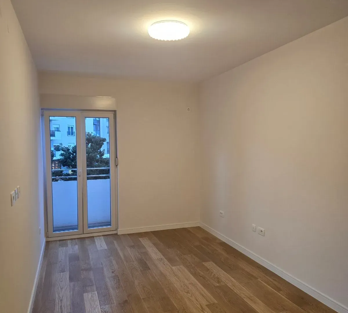 Rent, one bedroom apartment, 49m², Central Point, Podgorica