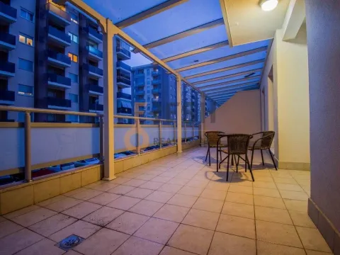 Izdavanje, dvosoban stan, 65m², City Kvart, Podgorica - image 17