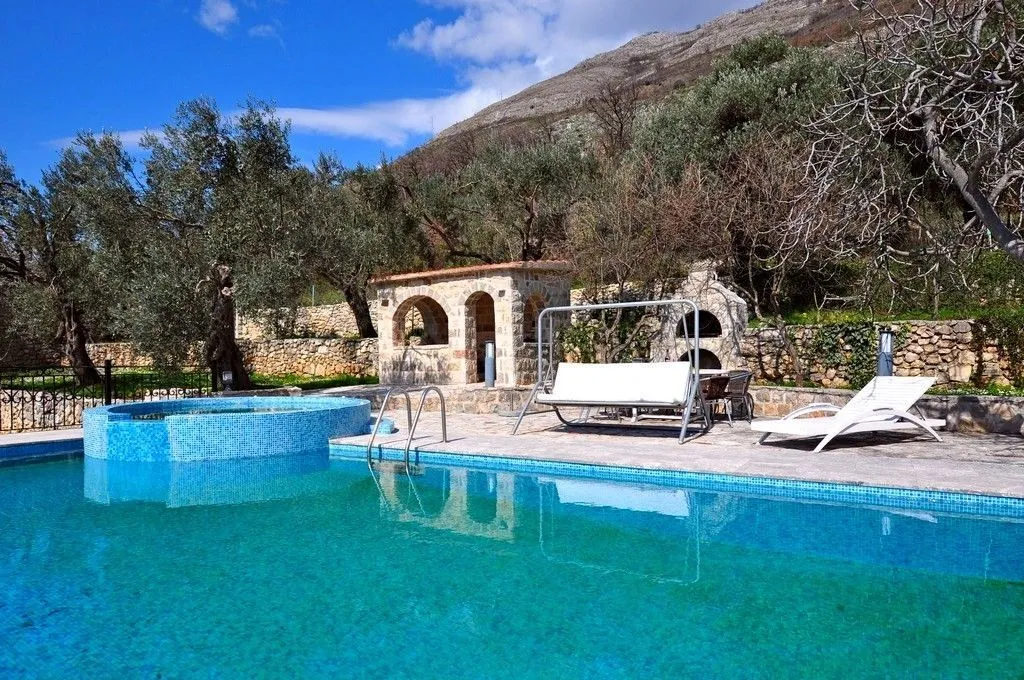 Sale, house, 480m², Reževići, Budva