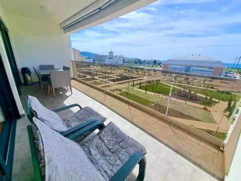 Izdavanje, jednosoban stan, 62m², Soho City, Bar - image 8