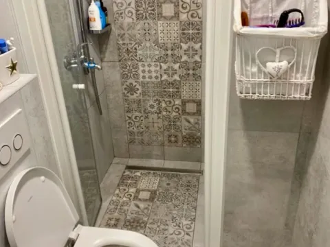 Izdavanje, dvosoban stan, 90m², Kumbor, Herceg Novi - image 8