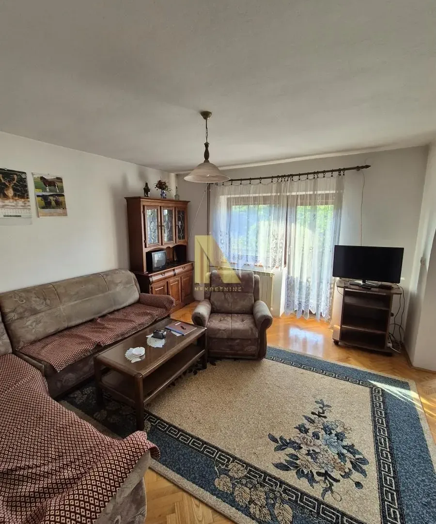 Prodaja, kuća, 219m², Petrovaradin, Novi Sad