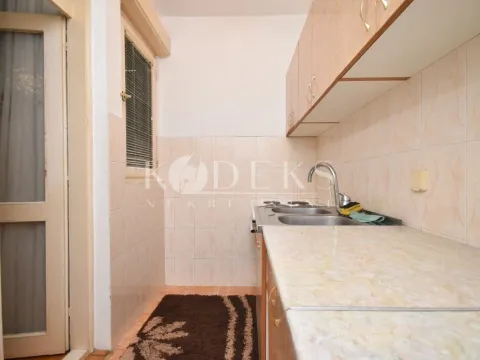 Izdavanje, dvosoban stan, 75m², Stari Aerodrom, Podgorica - image 10