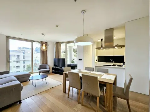 Izdavanje, dvosoban stan, 100m², Budva, Crna Gora