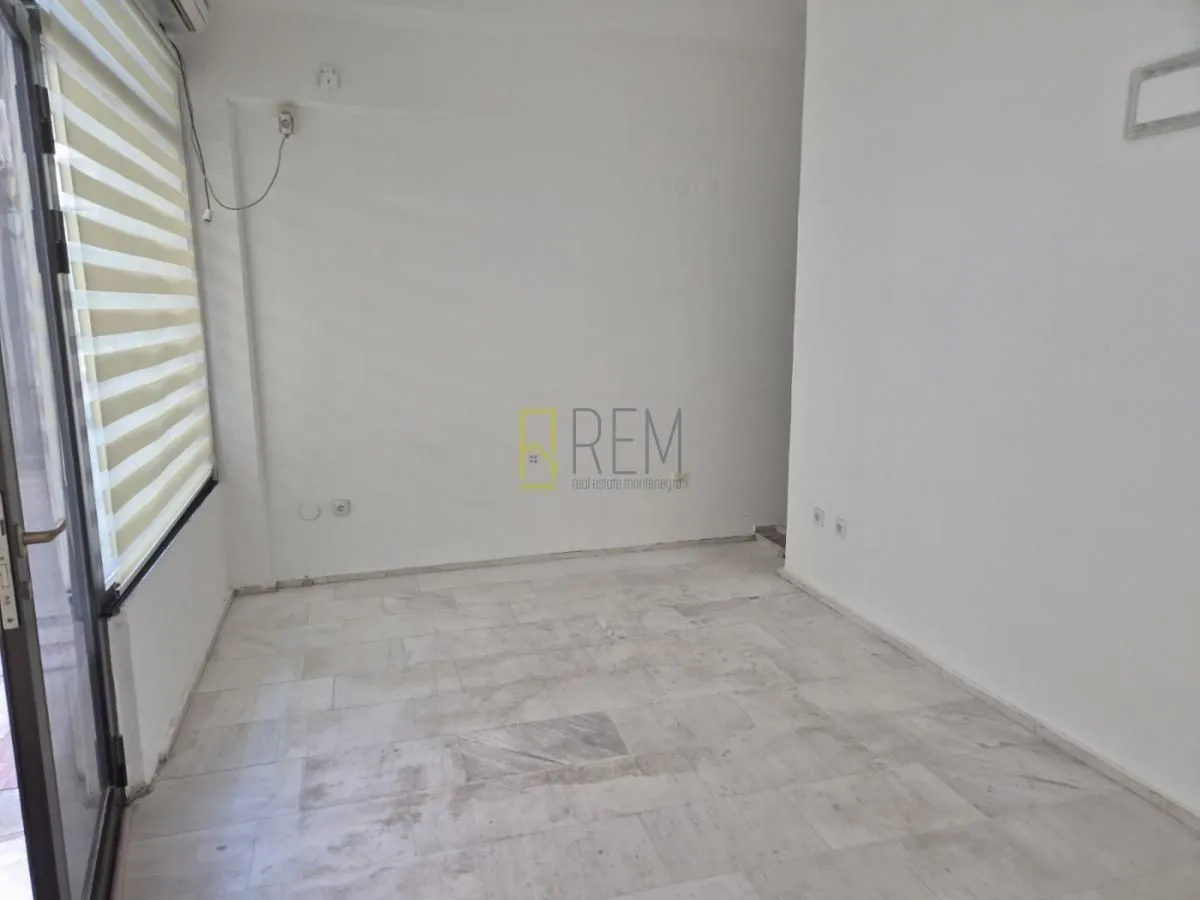Sale, office space, 18m², Centar, Budva
