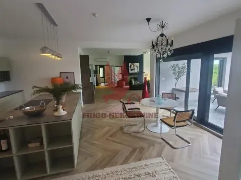 Prodaja, kuća, 234m², Granice, Mladenovac - image 7