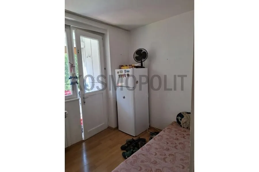 Prodaja, četvorosoban stan, 55m², Severni Bulevar, Zvezdara Sve Podlokacije