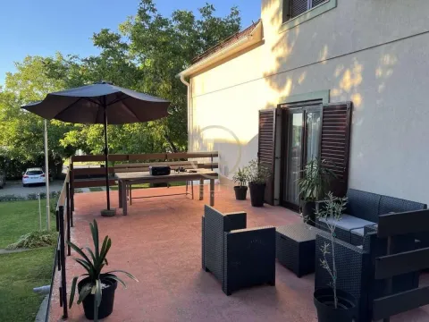 Sale, house, 254m², Beočin, Srbija - image 9