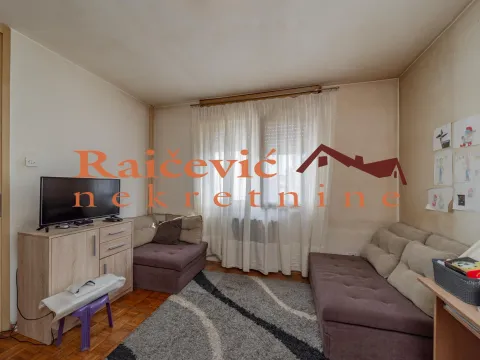 Prodaja, dvosoban stan, 76m², Stari Grad, Beograd - image 18
