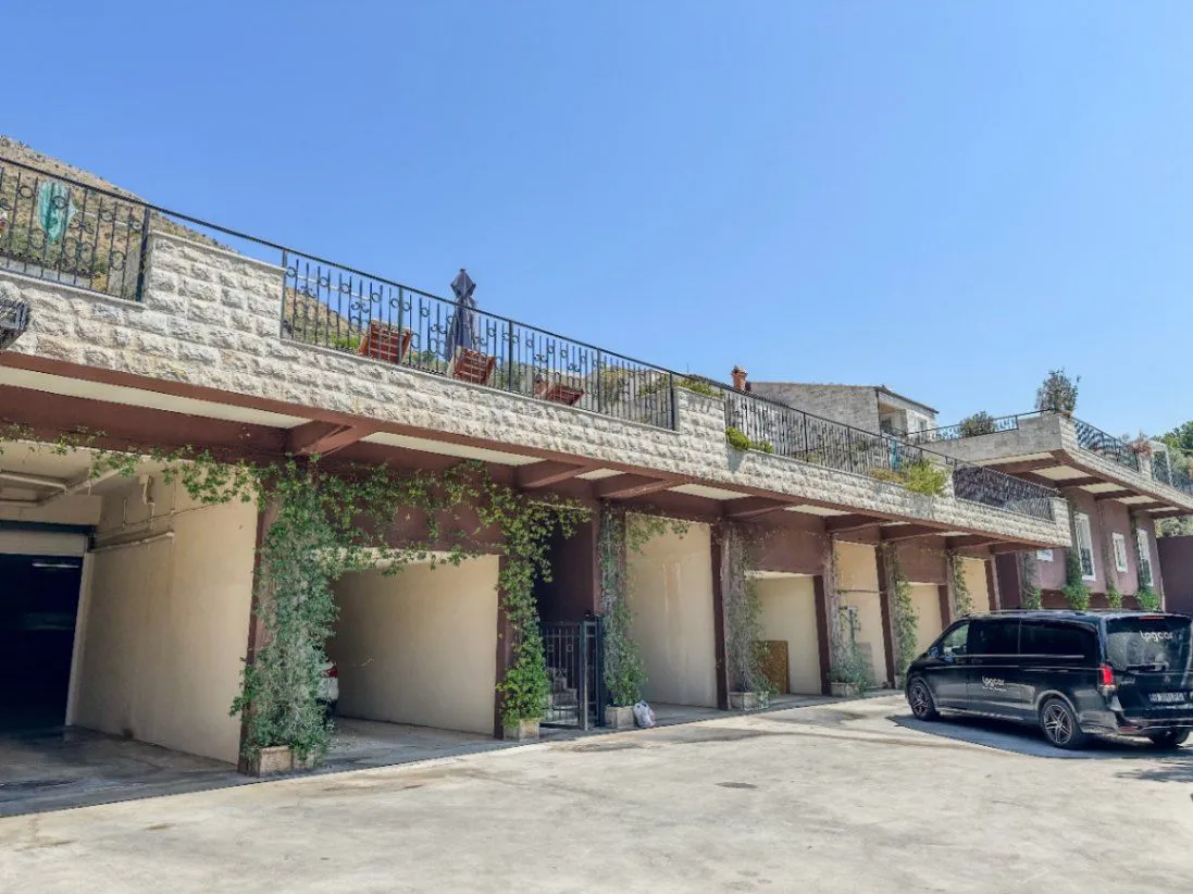 Sale, studio apartment, 49m², Reževići, Budva