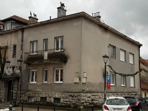 Rent, two bedroom apartment, 45m², Centar, Cetinje - image 1