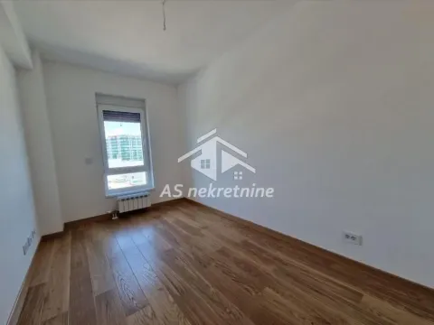 Izdavanje, trosoban stan, 84m², Novi Beograd Blok 65, Novi Beograd Sve Podlokacije - image 9