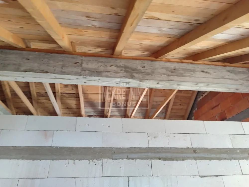 Prodaja, kuća, 505m², Novo Selo, Subotica