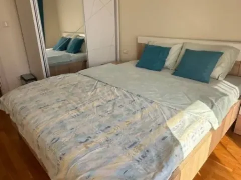 Rent, one bedroom apartment, 44m², Budva, Crna Gora - image 5