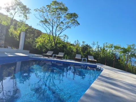 Izdavanje, kuća, 100m², Lješevići, Kotor - image 4